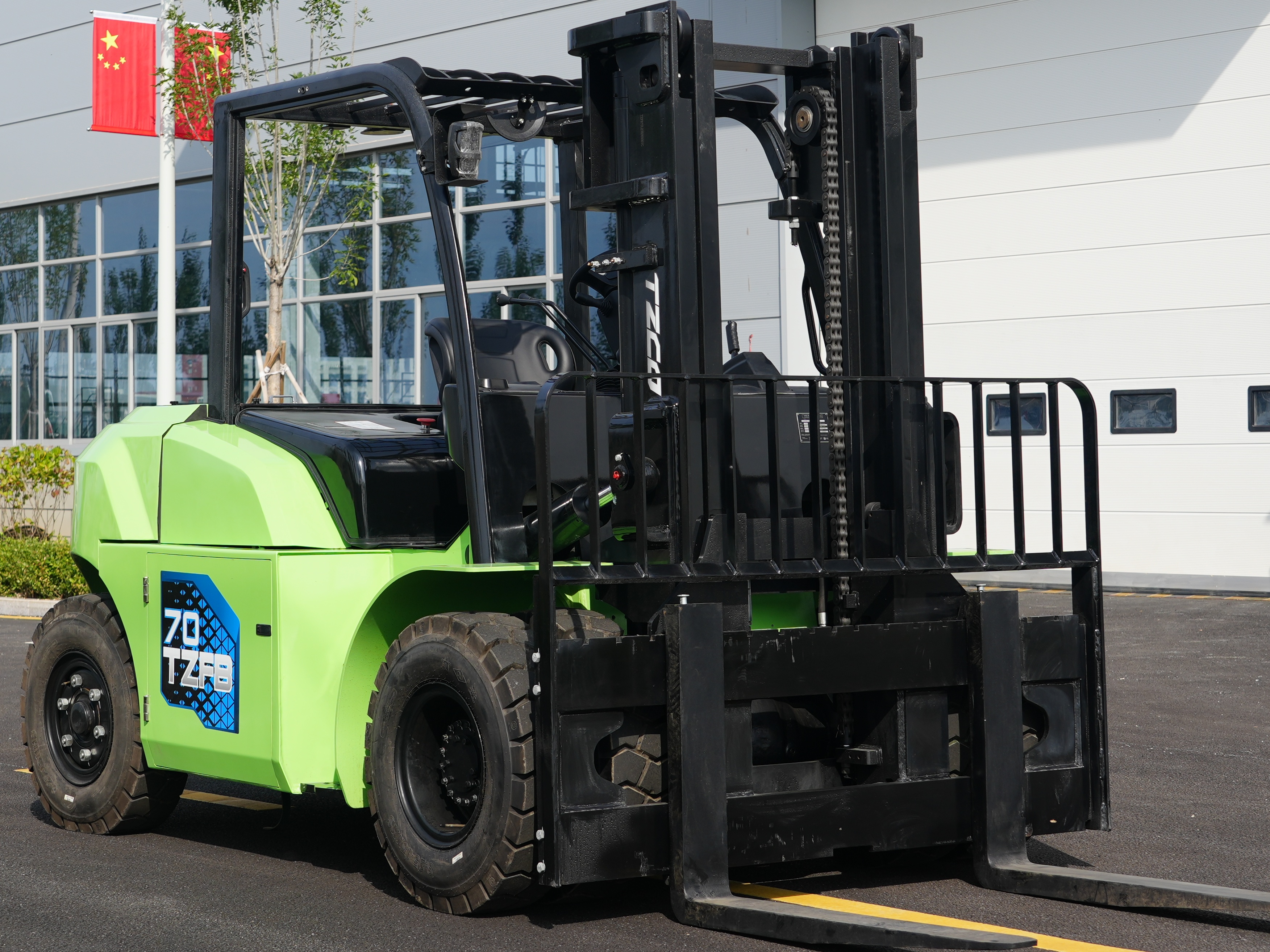6-10Ton Electric Forklift 3