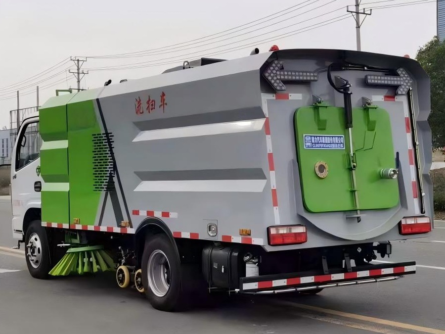 SL-02 Road Sweeper 4
