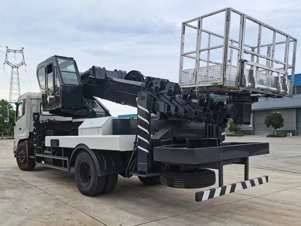 33-meter Aerial work vehicle 3