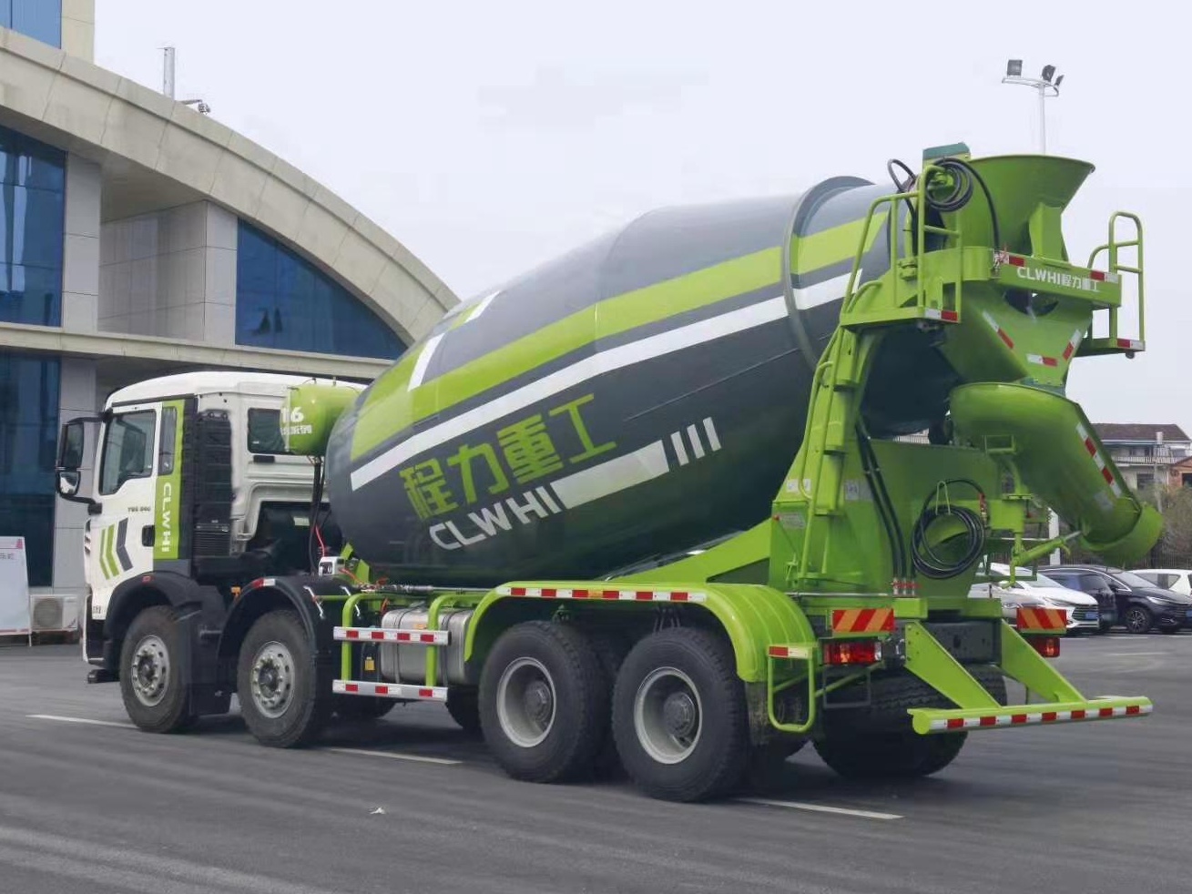 15-Cubic-Meter Concrete Mixer Truck 4