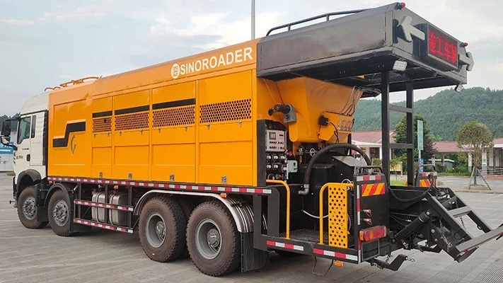 XJ-02 稀浆封层车 3