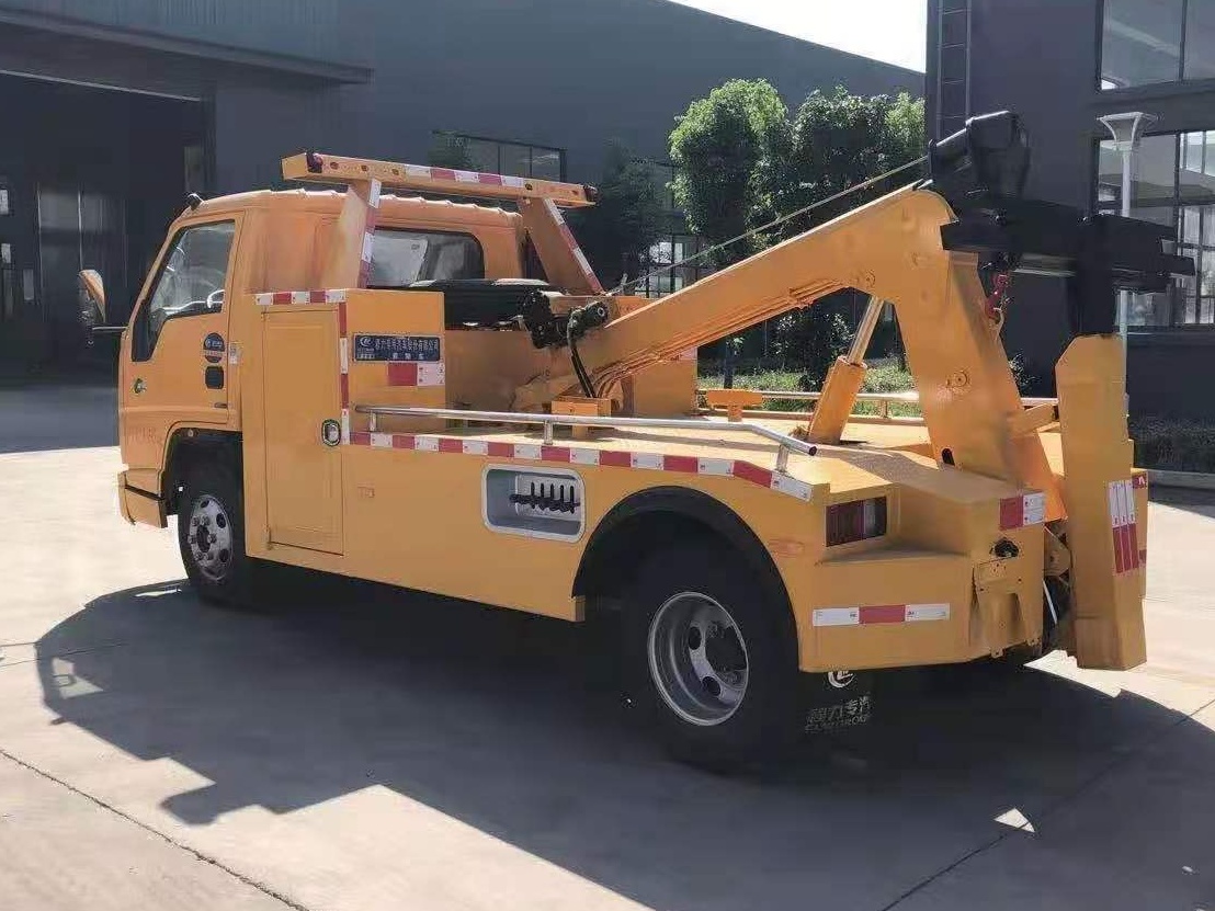 N600 (Wide-body) Towing and Recovery All-Terrain Vehicle 4