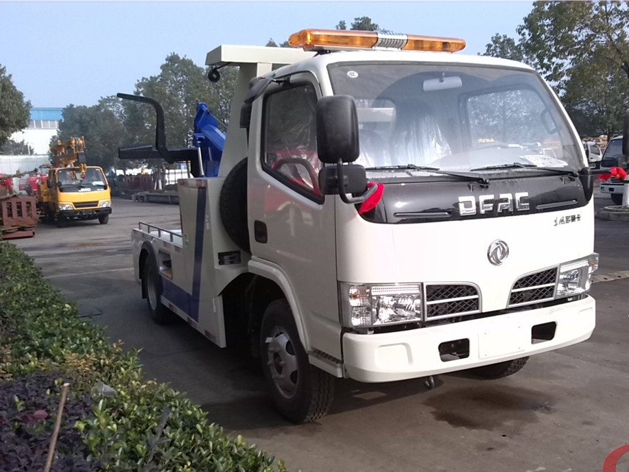 Wrecker with police lights 2