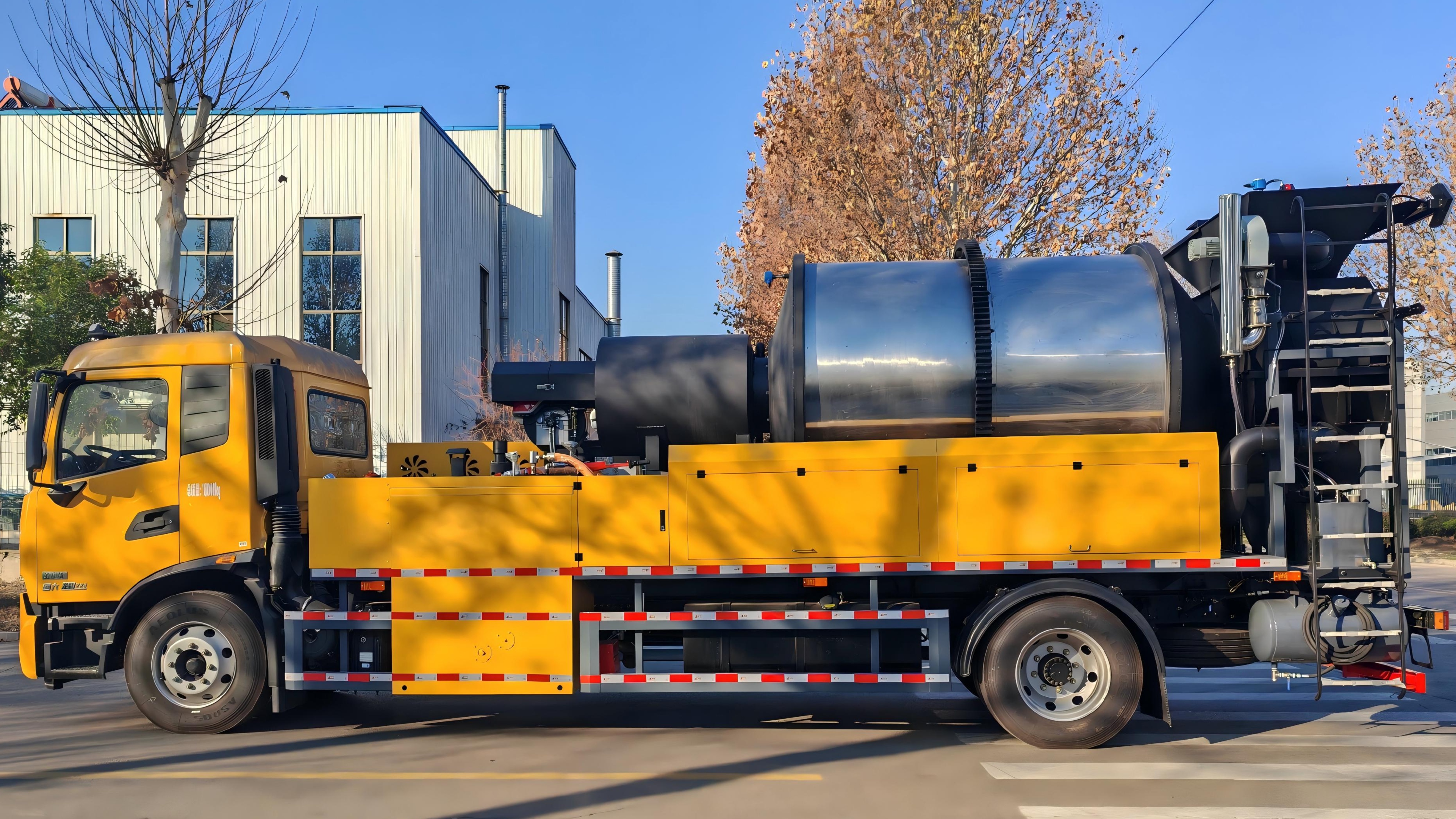 SYL5187TXB6 Drum-Type Asphalt Pavement Hot Recycling and Repair Vehicle 3