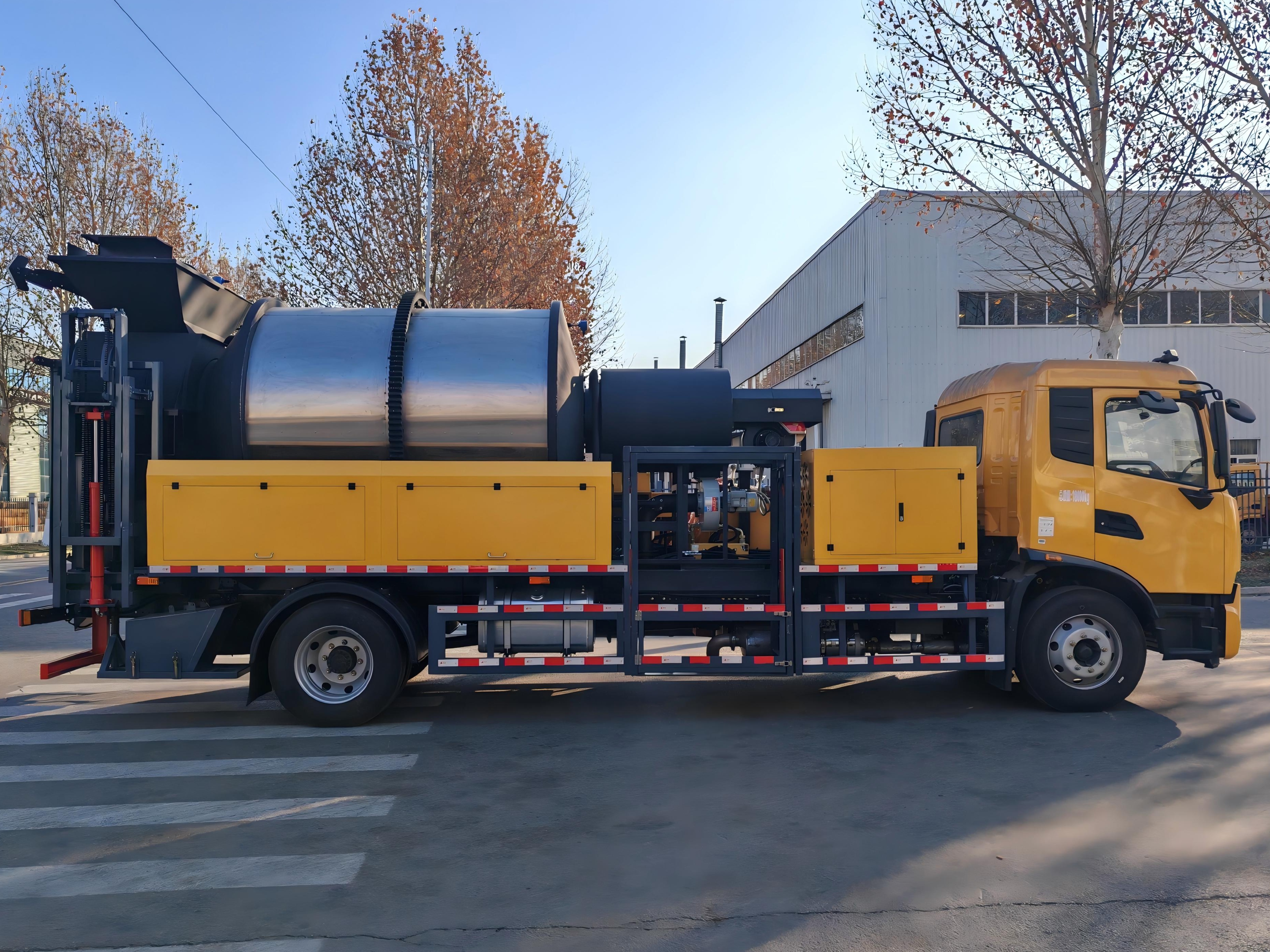 SYL5187TXB6 Drum-Type Asphalt Pavement Hot Recycling and Repair Vehicle 4