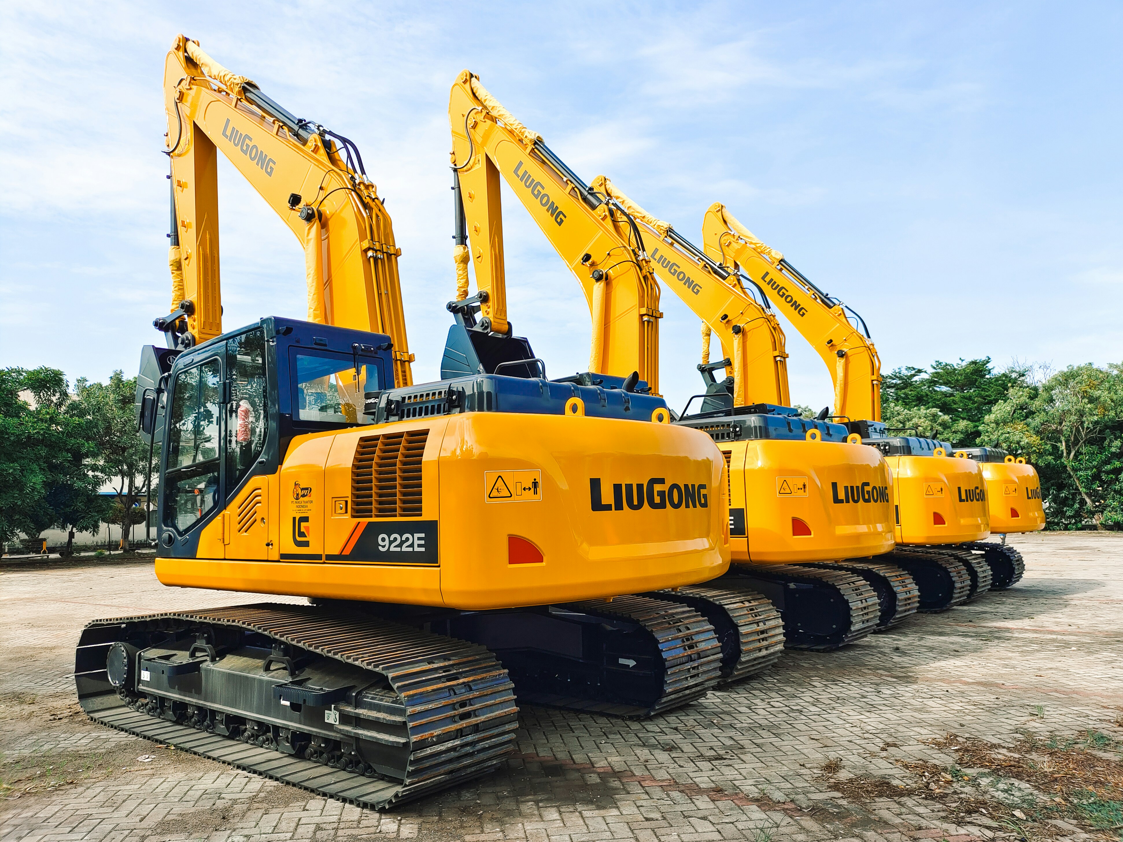 In March 2026, excavator sales increased by 26.4% year - on - year, and exports reached a new monthly high.